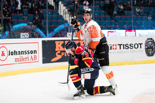 Djurgårdens Patrik Lundh och Karlskronas Niklas Arell