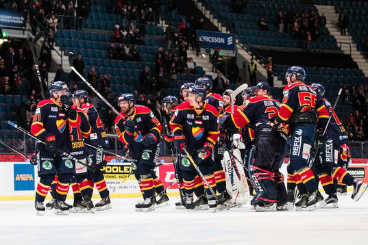 Djurgårdens spelare jublar