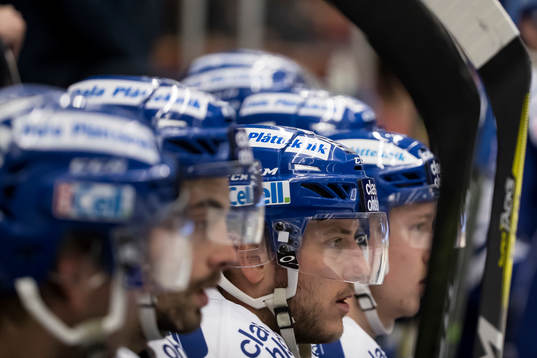 Leksands Ben Youds  i ishockeymatchen i SHL mellan Leksand