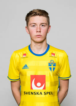 Adam Egnell i P17/99-landslaget