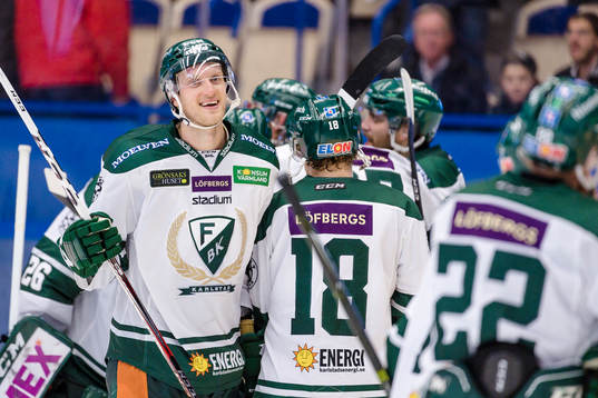 Färjestads Johan Ryno jublar