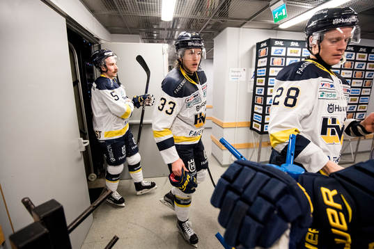 s Adam Almquist, Niklas Hansson och Anton Bengtsson deppar
