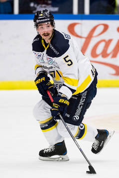 s Adam Almquist