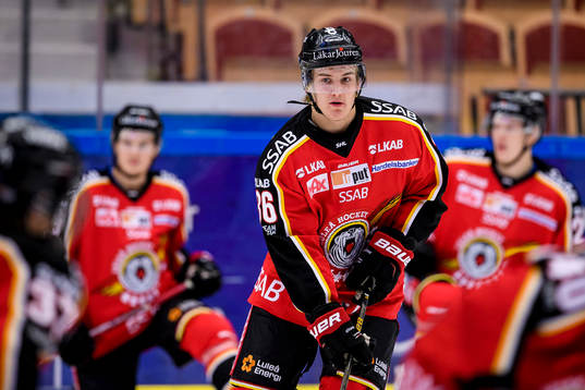 Luleås Marcus Collin på uppvärmningen