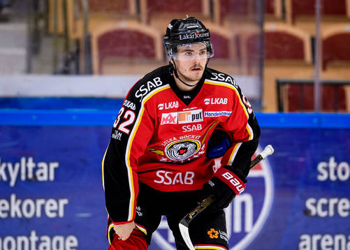 Luleås Oscar Engsund på uppvärmningen