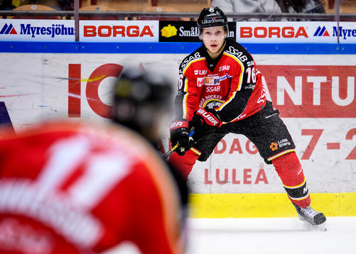 Luleås Einar Emanuelsson söker Petter Emanuelsson med