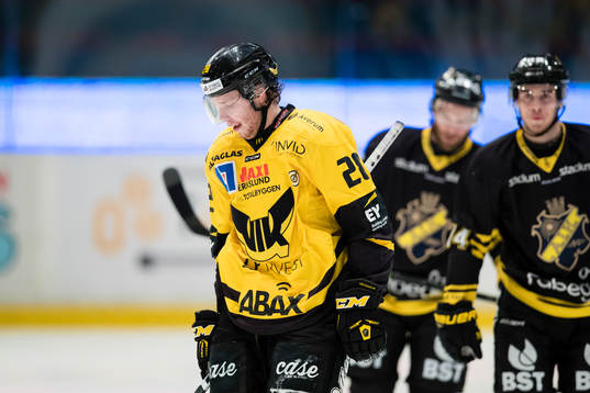 Västerås Lukas Zetterberg ser deppig ut