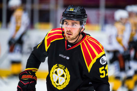 Brynäs Marc Zanetti före ishockeymatchen i SHL mellan
