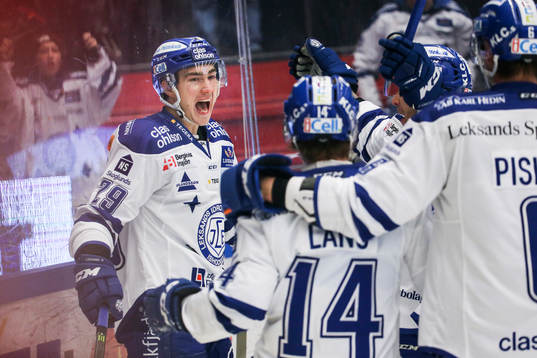 Leksands Tobias Forsberg jublar