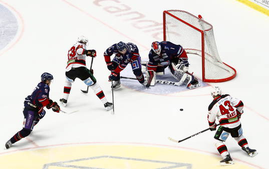 Målchans för Malmö Redhawks