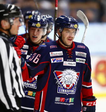 Linköpings Niklas Fogström jublar