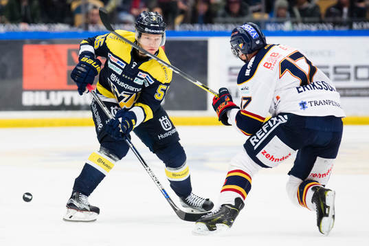 s Andreas Borgman mot Djurgårdens Henrik Eriksson