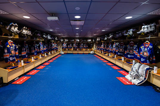 Växjös omklädningsrum före ishockeymatchen i SHL mellan
