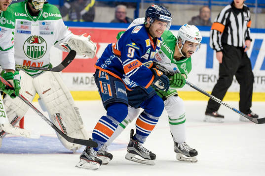 Växjös Josh Hennessy