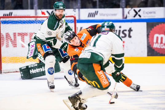 Färjestads Jonas Holös, Karlskronas Marcus Paulsson och