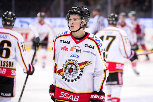 Luleås Linus Nässén deppar