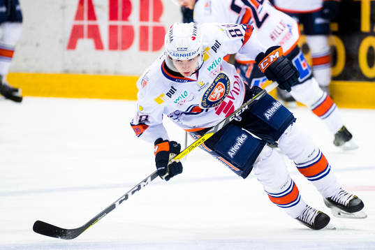 Växjös Adam Brodecki före ishockeymatchen i SHL mellan