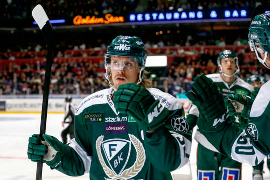 Färjestads Magnus Nygren jublar