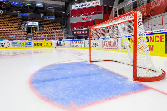 Genrebild på ett ishockeymål i Coop Norrbotten Arena