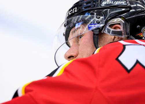Luleås Andreas Falk på uppvärmningen