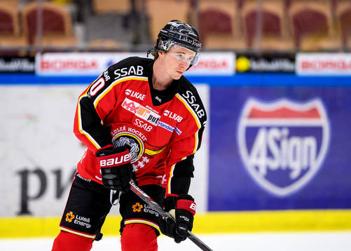 Luleås Tim Kennedy på uppvärmningen