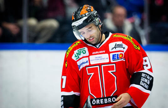 Örebros Dominique Heinrich deppar