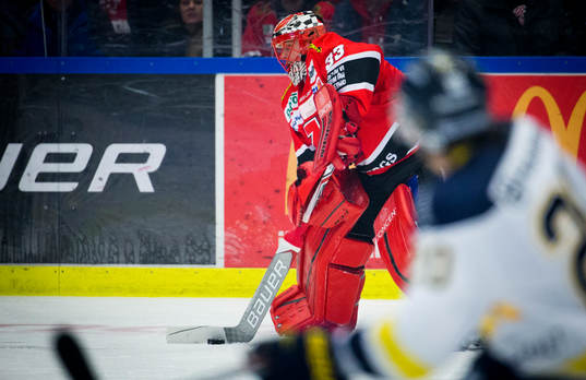 Örebros målvakt Julius Hudacek