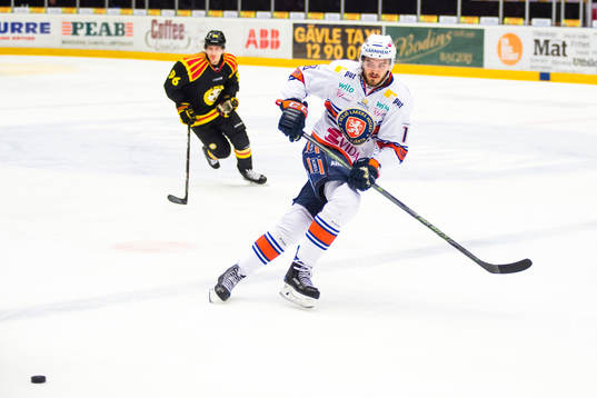 Brynäs Oskar Lindblom och Växjös Dennis Everberg
