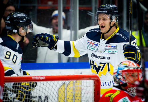s Oscar Sundh jublar med Ted Brithén