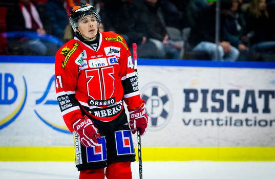 Örebros Joel Mustonen deppar