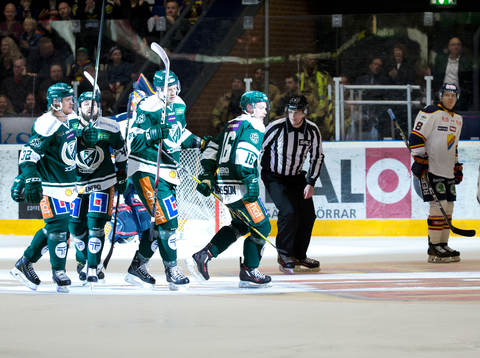 Färjestads Magnus Nygren jublar