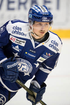 Leksands Sebastian Björnstad vid uppvärmningen innan