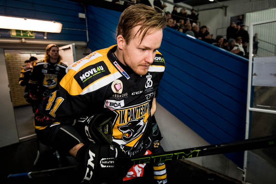 Panterns Emil Sandin gör entré
