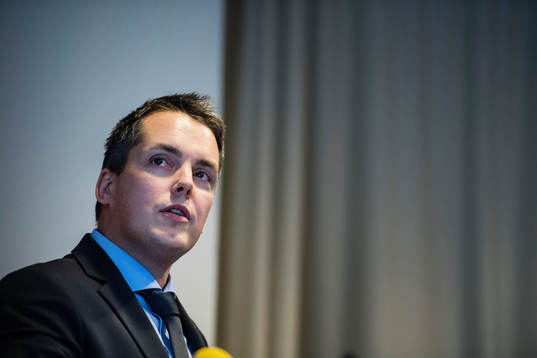 Förbundskapten Tomas Montén presenterar truppen till JVM