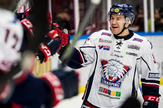 Linköpings Niklas Fogström jublar