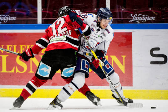 Malmö Redhawks Andreas Thuresson och Linköpings Niklas
