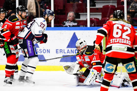 Linköpings Niklas Persson gör 1-3
