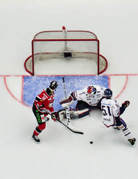 Malmö Redhawks Robin Alvarez oroar vid Linköpings