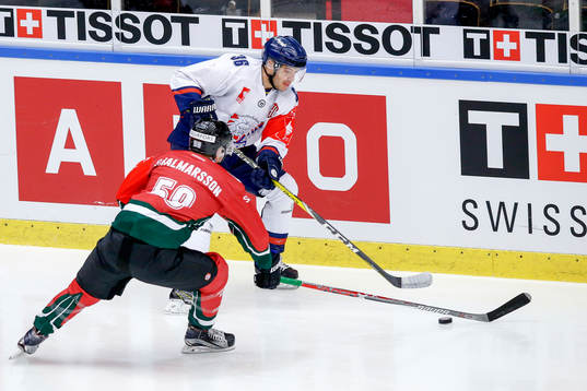 Linköpings Niklas Fogström och Frölundas Simon