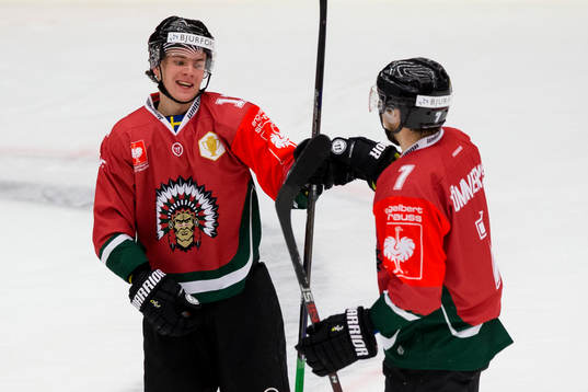 Frölundas Victor Olofsson jublar ihop med Henrik Tömmernes