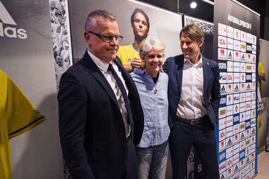 Sveriges förbundskapten Janne Andersson, Pia Sundhage och