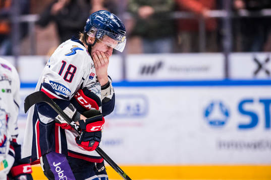 Linköpings Jacob Lilja har ont