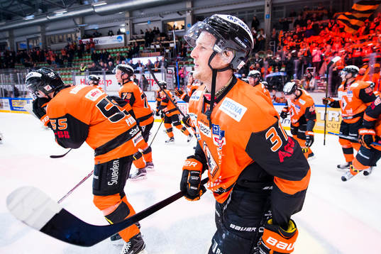 Karlskronas Marcus Paulsson jublar