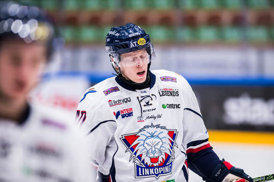 Linköpings Ken André Olimb deppar