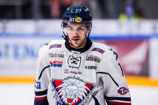 Linköpings Garret Roe deppar
