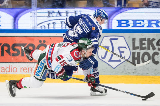 Frölundas Matt Donovan  faller