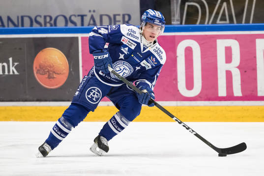 Leksands Oskar Lang  i ishockeymatchen i SHL mellan Leksand