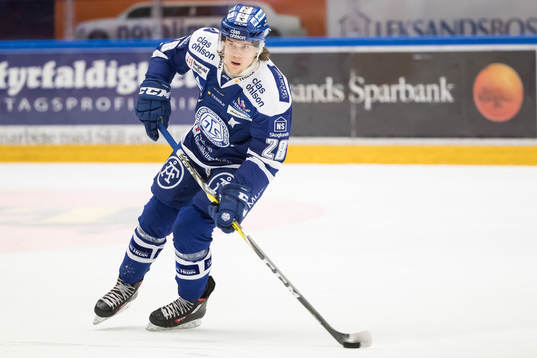 Leksands William Wikman  i ishockeymatchen i SHL mellan