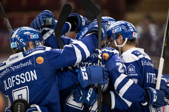 Leksands spelarna jublar