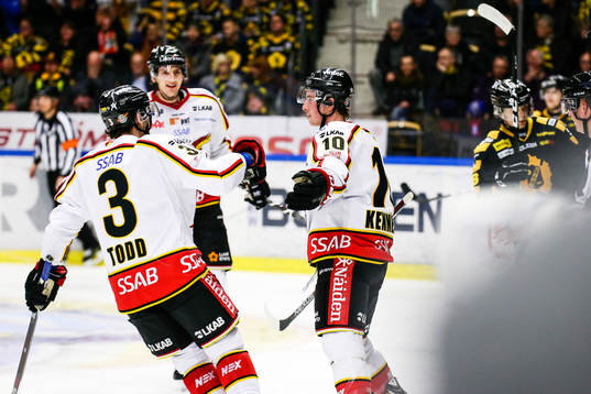 Luleås Tim Kennedy  jublar